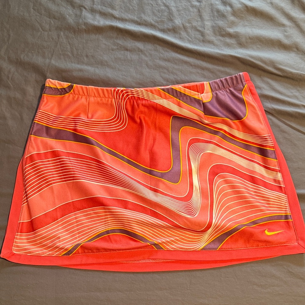 Nike Swirl Pattern Skirt in Orange and Purple